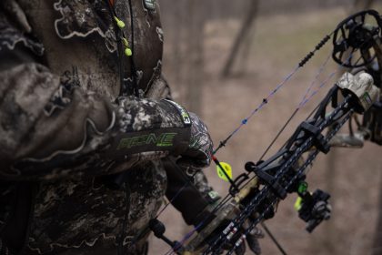 Killin-The-Game-TV-Realtree-Hoyt-Hunting-018